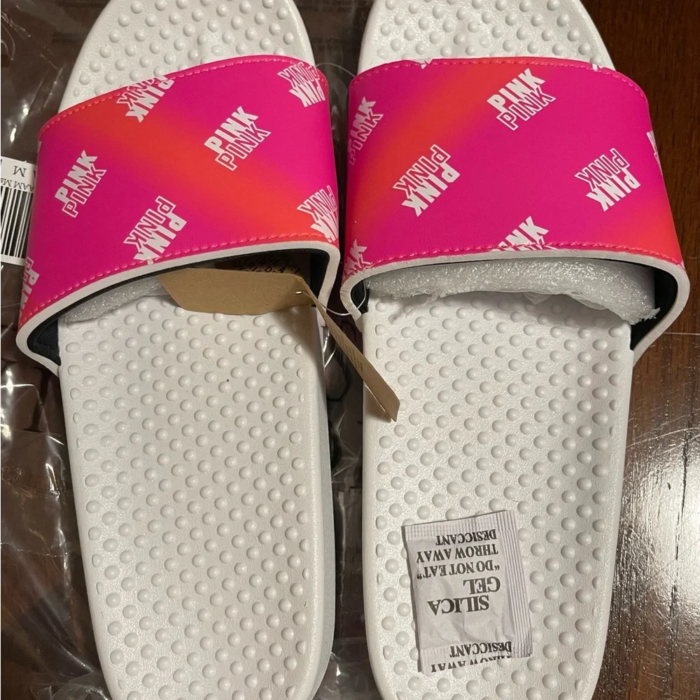BNWT PINK VICTORIA’S SECRET SLIDE SANDALS - Picture 2 of 5